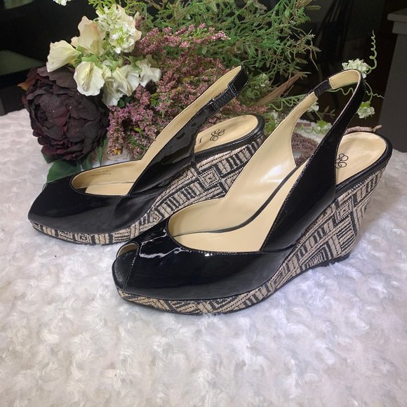J. Renee Neely Slingback Wedge 8W NWT - Picture 5 of 9